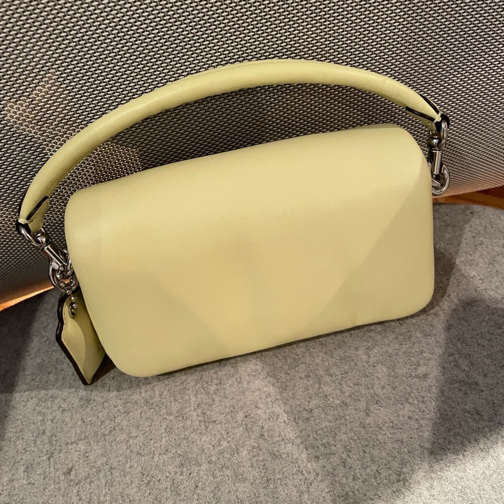 SOLD Coach pillow tabby mini - lime green - Picture 3 of 9